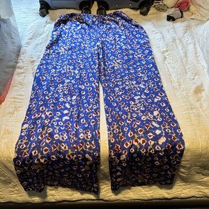 Flowy pants
